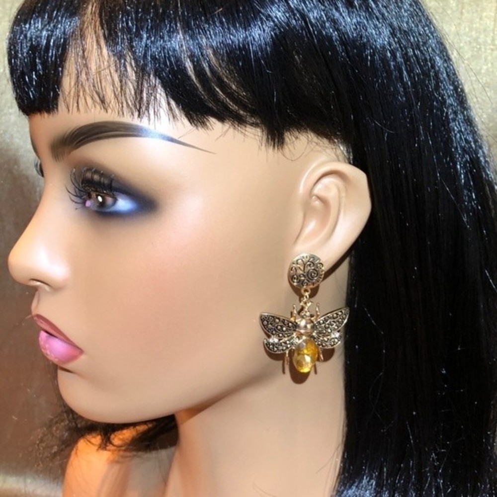 🌼 Bee Rhinestone Post Drop Earrings - Picture 3 of 3